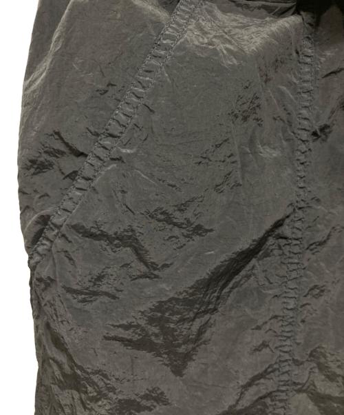 STONE ISLAND（ストーンアイランド）STONE ISLAND (ストーンアイランド) ナイロンパンツ NYLON METAL PANTS  ブラック サイズ: W30の古着・服飾アイテム