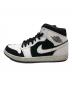 NIKE (ナイキ) エアジョーダン1 ミッド 