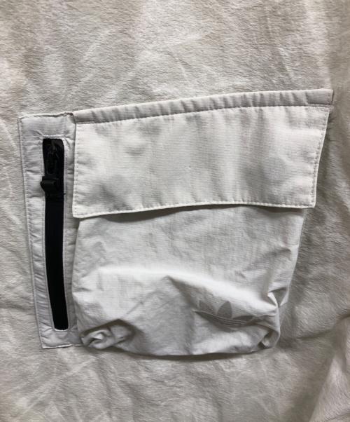adidas（アディダス）adidas (アディダス) インモーション コーチジャケット アイボリー サイズ:Mの古着・服飾アイテム