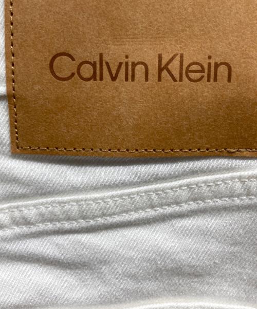 Calvin Klein（カルバンクライン）Calvin Klein (カルバンクライン) デニムスカート ホワイト サイズ:31の古着・服飾アイテム