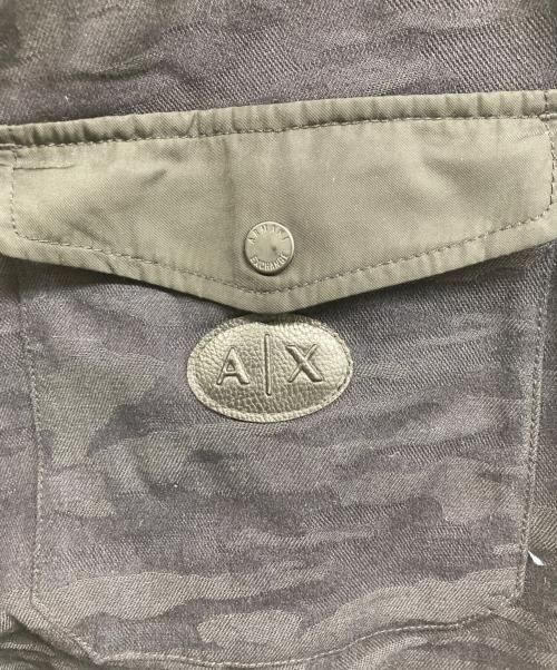 ARMANI EXCHANGE（アルマーニ エクスチェンジ）ARMANI EXCHANGE (アルマーニ エクスチェンジ) カモフラージュ柄デニムパンツ ネイビー サイズ:32の古着・服飾アイテム