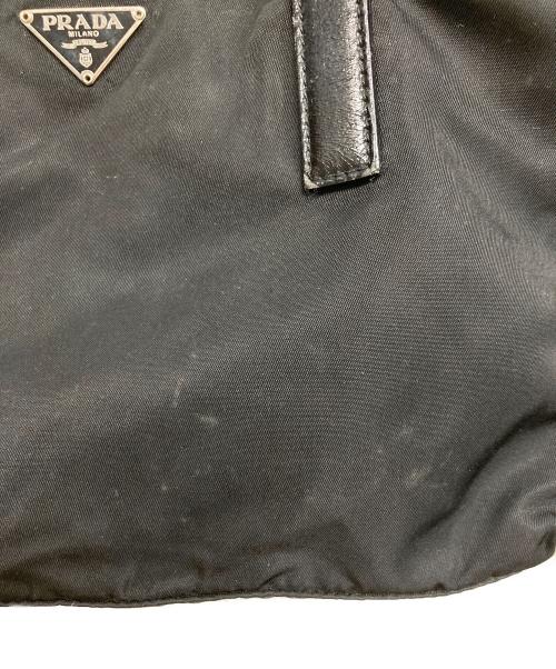 PRADA（プラダ）PRADA (プラダ) ３角プレートハンドバッグ ブラックの古着・服飾アイテム