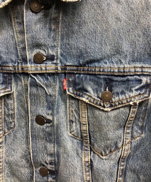 LEVI'S（リーバイス）LEVI'S (リーバイス) トラッカー リラックス フィット Gジャン インディゴ サイズ:Sの古着・服飾アイテム