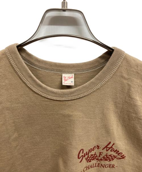 THE FLAT HEAD（ザ・フラットヘッド）THE FLAT HEAD (ザ・フラットヘッド) プリントTシャツ ベージュ サイズ:40の古着・服飾アイテム
