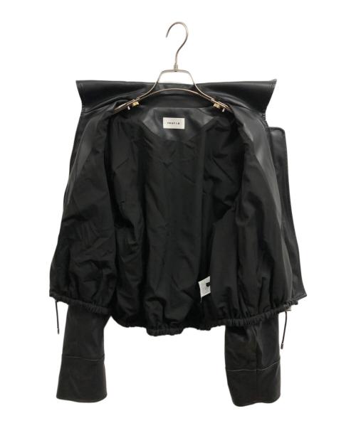 FRAY ID（フレイ アイディー）FRAY ID (フレイ アイディー) ステンカラードロストギャザーブルゾン ブラック サイズ:1の古着・服飾アイテム