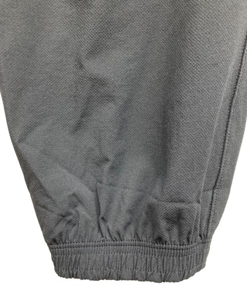 LULULEMON（ルルレモン）LULULEMON (ルルレモン) License to Train Cargo Jogger Reg ブラック サイズ:Sの古着・服飾アイテム
