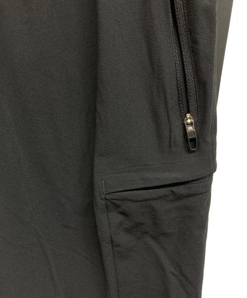 LULULEMON（ルルレモン）LULULEMON (ルルレモン) License to Train Cargo Jogger Reg ブラック サイズ:Sの古着・服飾アイテム