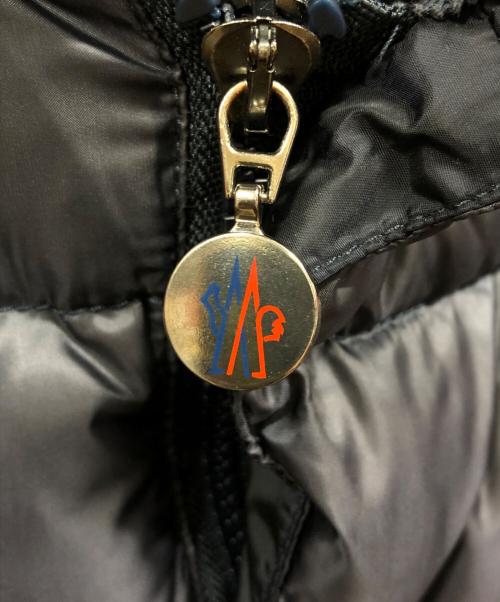MONCLER（モンクレール）MONCLER (モンクレール) ダウンジャケット ネイビー サイズ:12の古着・服飾アイテム