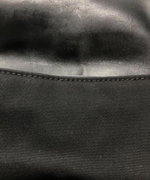 GUCCI（グッチ）GUCCI (グッチ) ショルダーバッグ ブラックの古着・服飾アイテム
