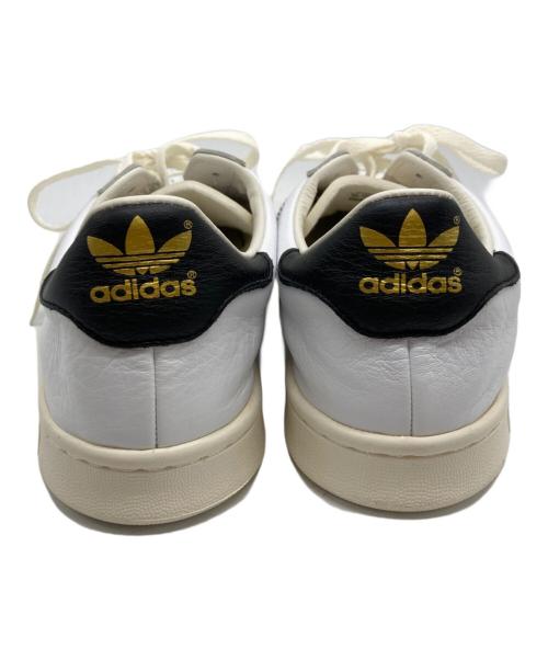 adidas（アディダス）adidas (アディダス) ローカットスニーカー ホワイト サイズ:27の古着・服飾アイテム