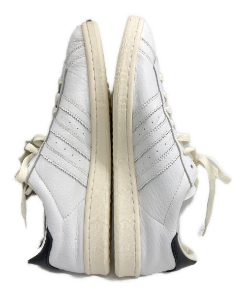adidas（アディダス）adidas (アディダス) ローカットスニーカー ホワイト サイズ:27の古着・服飾アイテム