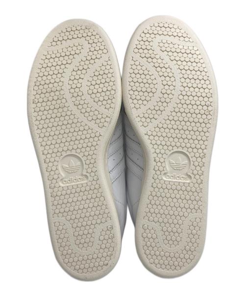 adidas（アディダス）adidas (アディダス) ローカットスニーカー ホワイト サイズ:27の古着・服飾アイテム
