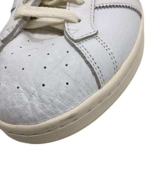 adidas（アディダス）adidas (アディダス) ローカットスニーカー ホワイト サイズ:27の古着・服飾アイテム