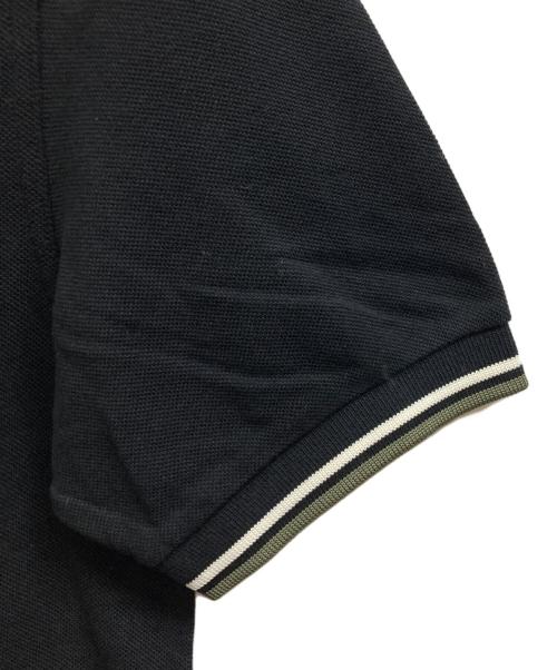 FRED PERRY（フレッドペリー）FRED PERRY (フレッドペリー) ポロシャツ ネイビー サイズ:M 未使用品の古着・服飾アイテム
