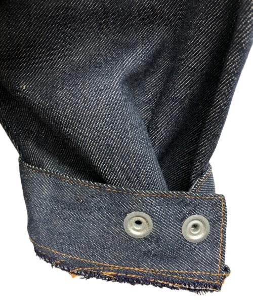 LEVI'S（リーバイス）LEVI'S (リーバイス) パッチ付きカスタムリジットデニムジャケット インディゴ サイズ:22の古着・服飾アイテム