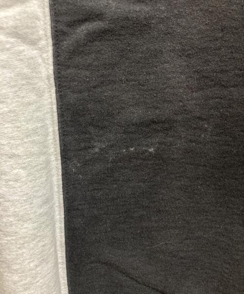 SUPREME（シュプリーム）Supreme (シュプリーム) Split Crewneck Sweatshirt ブラック×ホワイト サイズ:Mの古着・服飾アイテム