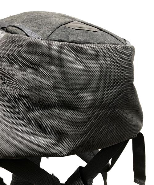 THE NORTH FACE（ザ ノース フェイス）THE NORTH FACE (ザ ノース フェイス) バックパック/ IRON peak 28 Liters/THE NORTH FACE グレーの古着・服飾アイテム