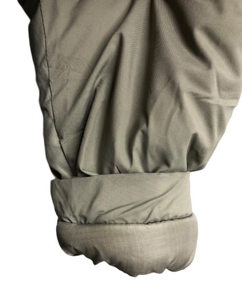 US ARMY（ユーエスアーミー）US ARMY (ユーエスアーミー) ECWCS GEN III LEVEL 7 パーカー/US ARMY ライトグレー サイズ:SIZE MEDIUM REGULARの古着・服飾アイテム