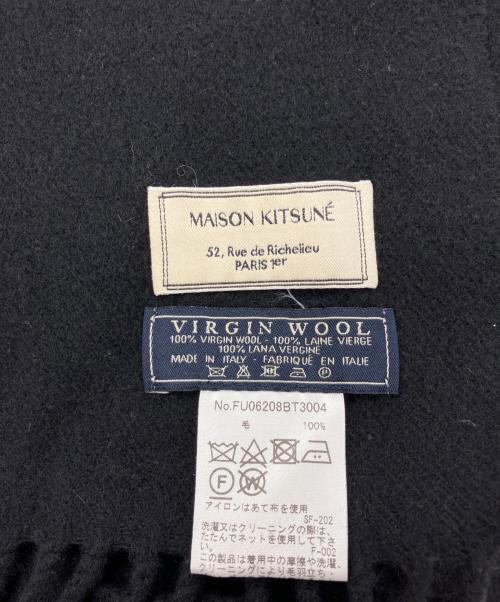 maison kitsune（メゾンキツネ）MAISON KITSUNE (メゾンキツネ) フォックスヘッドロゴ 大判ストール/MAISON KITSUNE ブラックの古着・服飾アイテム