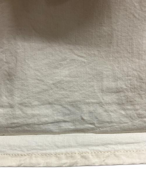LEE（リー）LEE (リー) ワイドペインターパンツ アイボリー サイズ:Lの古着・服飾アイテム
