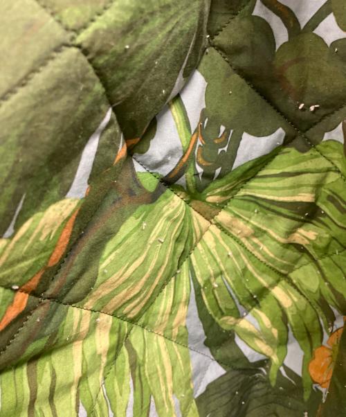 Barbour（バブアー）Barbour (バブアー) house of hackney (ハウス オブ ハックニー) コラボリバーシブルキルティングジャケット ネイビー×ブルー サイズ:38の古着・服飾アイテム