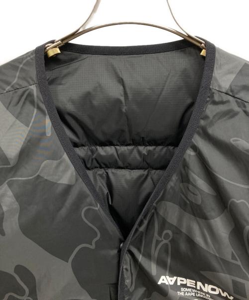 Aape BY A BATHING APE（エーエイプ バイ アベイシングエイプ）AAPE BY A BATHING APE (エーエイプ バイ アベイシングエイプ) Moonface reversible camo down jacket/AAPE BY A BATHING APE ブラック サイズ:XLの古着・服飾アイテム