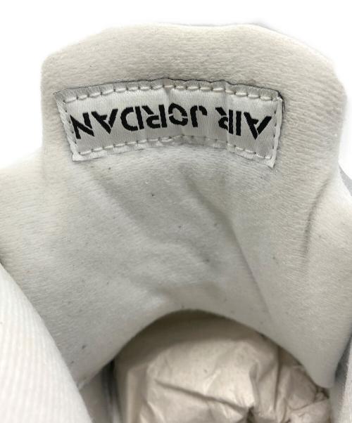 NIKE（ナイキ）NIKE (ナイキ) Air Jordan 5 Retro ホワイト・グレー サイズ:US9の古着・服飾アイテム