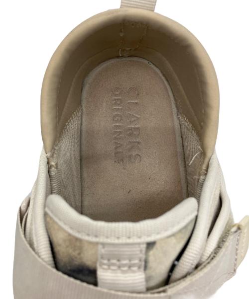CLARKS（クラークス）CLARKS (クラークス) TREK TAIYO スニーカー ベージュ サイズ:US8.5の古着・服飾アイテム