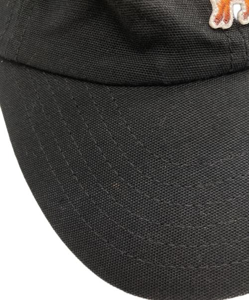 maison kitsune（メゾンキツネ）MAISON KITSUNE (メゾンキツネ) ベイビー フォックス 6P キャップ/MAISON KITSUNE ブラックの古着・服飾アイテム