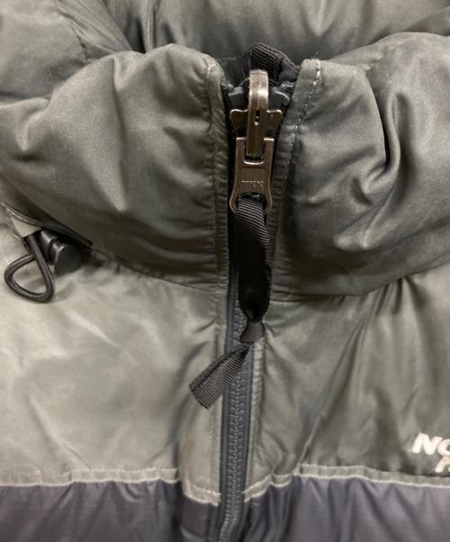 THE NORTH FACE（ザ ノース フェイス）THE NORTH FACE (ザ ノース フェイス) ヌプシジャケット ブラック×カーキ サイズ:Mの古着・服飾アイテム
