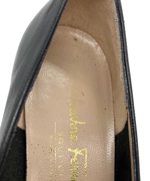Salvatore Ferragamo（サルヴァトーレ フェラガモ）Salvatore Ferragamo (サルヴァトーレ フェラガモ) パンプス/	Salvatore Ferragamo ブラック サイズ:7の古着・服飾アイテム
