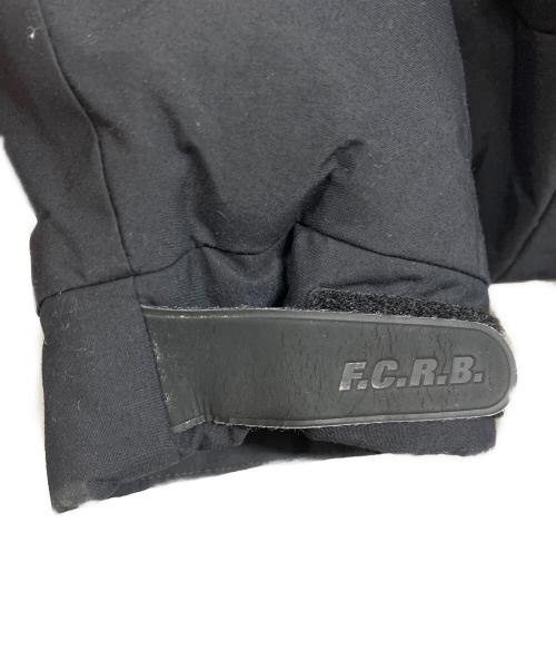 F.C.R.B.（エフシーレアルブリストル）F.C.R.B. (エフシーレアルブリストル) TOUR DOWN PARKA ブラック サイズ:Lの古着・服飾アイテム