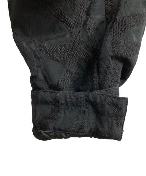 BLURHMS（ブラームス）blurhms (ブラームス) Solid Tribal Camo Standing Collar/blurhms ブラック サイズ:3の古着・服飾アイテム