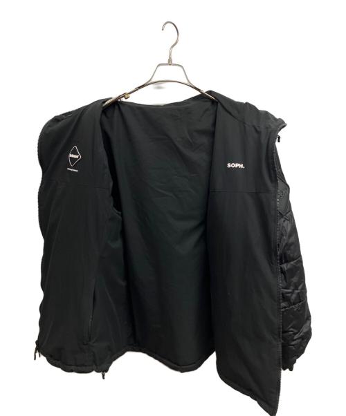 F.C.R.B.（エフシーレアルブリストル）F.C.R.B. (エフシーレアルブリストル) INSULATION HOODED JACKET/F.C.R.B. ブラック サイズ:XLの古着・服飾アイテム