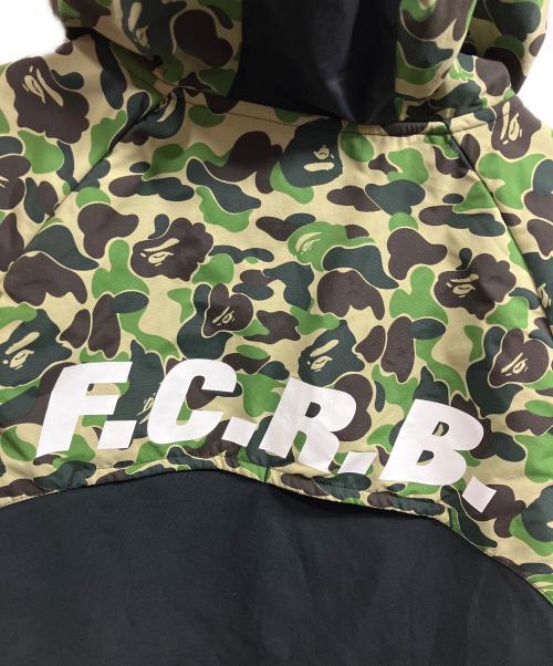 A BATHING APE（アベイシングエイプ）A BATHING APE (アベイシングエイプ) F.C.R.B. (エフシーレアルブリストル) ベンチレーションフーディ/A BATHING APE/	F.C.R.B. ブラック×グリーン サイズ:Lの古着・服飾アイテム