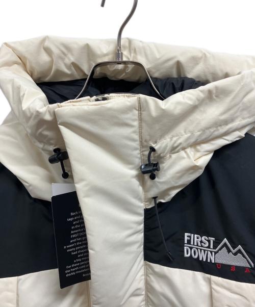 FIRST DOWN（ファーストダウン）FIRST DOWN (ファーストダウン) WRAP DOWN PARKA/FIRST DOWN アイボリー サイズ:L 未使用品の古着・服飾アイテム