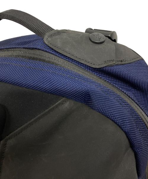 ARC'TERYX（アークテリクス）ARC'TERYX (アークテリクス) BEAMS (ビームス) 別注ARRO22 リュック/ARC'TERYX/BEAMS ネイビーの古着・服飾アイテム