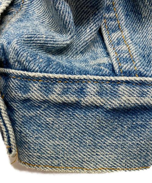 LEVI'S（リーバイス）LEVI'S (リーバイス) 71205デニムジャケット/LEVI'S ブルー・ライトブルー サイズ:40Ⅼの古着・服飾アイテム
