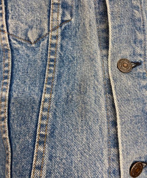 LEVI'S（リーバイス）LEVI'S (リーバイス) 71205デニムジャケット/LEVI'S ブルー・ライトブルー サイズ:40Ⅼの古着・服飾アイテム