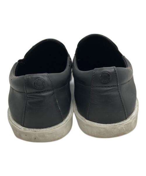 JIMMY CHOO（ジミーチュウ）Jimmy Choo (ジミーチュウ) スリッポン/Jimmy Choo ブラック×ホワイト サイズ:39の古着・服飾アイテム