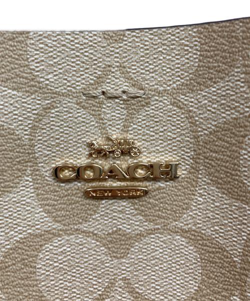 COACH（コーチ）COACH (コーチ) 2WAYショルダーバッグ /モリー バケットバッグ 22/COACH ベージュの古着・服飾アイテム