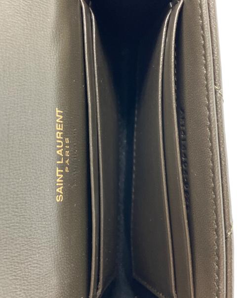Yves Saint Laurent（イヴサンローラン）Yves Saint Laurent (イヴサンローラン) 3つ折り財布 カーキの古着・服飾アイテム