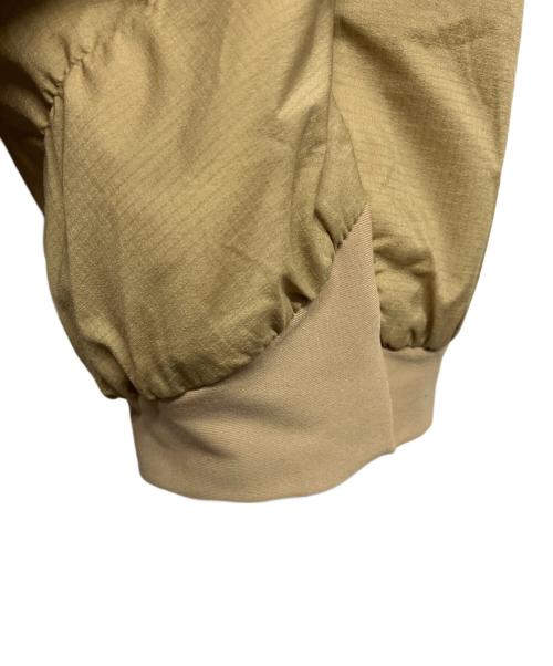 ARC'TERYX（アークテリクス）ARC'TERYX (アークテリクス) アトム ジャケット/ARC'TERYX カーキベージュ・ベージュ サイズ:S/Pの古着・服飾アイテム