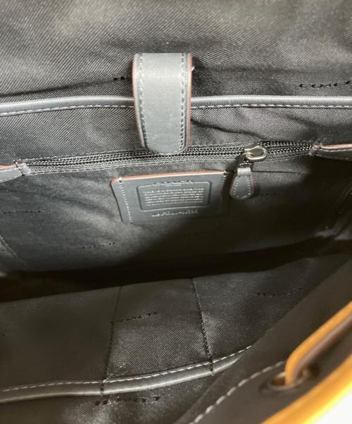 COACH（コーチ）COACH (コーチ) バックパック イエローの古着・服飾アイテム