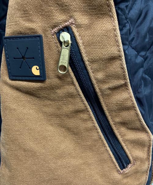 CarHartt（カーハート）CarHartt (カーハート) フード付きダックベスト ブラウン サイズ:Sの古着・服飾アイテム