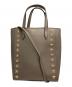 JIMMY CHOO（ジミーチュウ）の古着「ペガシ スタッズ2WAYバッグ」｜グレージュ