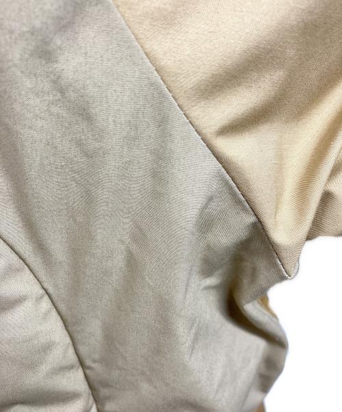WILD THINGS（ワイルドシングス）WILD THINGS (ワイルドシングス) BEAMS (ビームス) 別注モンスターパーカー ベージュ サイズ:Mの古着・服飾アイテム
