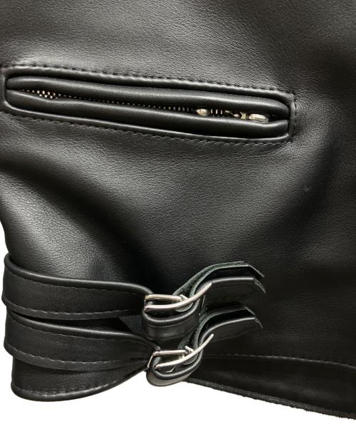 Lewis Leathers（ルイスレザース）Lewis Leathers (ルイスレザース) ライトニング タイトフィット ブラック サイズ:40の古着・服飾アイテム