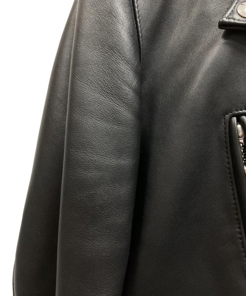 Lewis Leathers（ルイスレザース）Lewis Leathers (ルイスレザース) ライトニング タイトフィット ブラック サイズ:40の古着・服飾アイテム