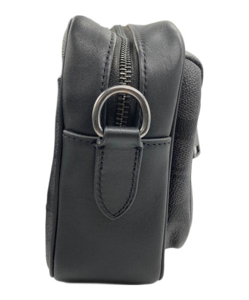 COACH（コーチ）COACH (コーチ) エリアス クロスボディ・シグネチャー キャンバス ブラックの古着・服飾アイテム
